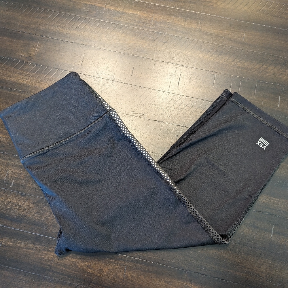 Victoria Secret Sport capris size small